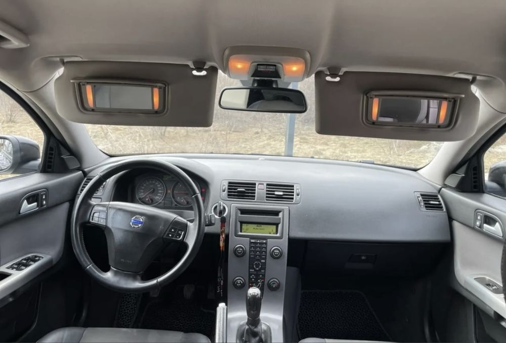 Volvo v50 1.6 d 280 тисяч пробігу