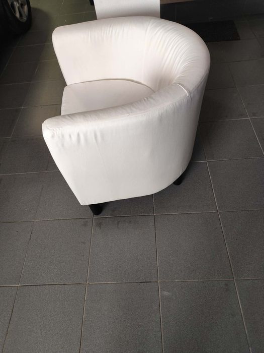 Poltrona Ikea branca