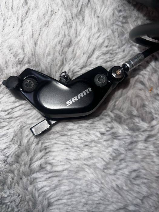 Hamulce Sram  Code R NOWE