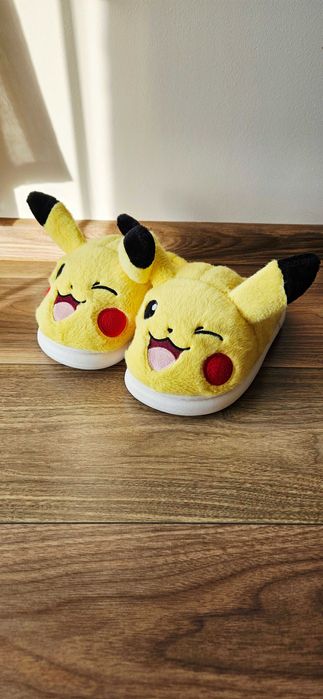 Kapcie domowe Pikachu