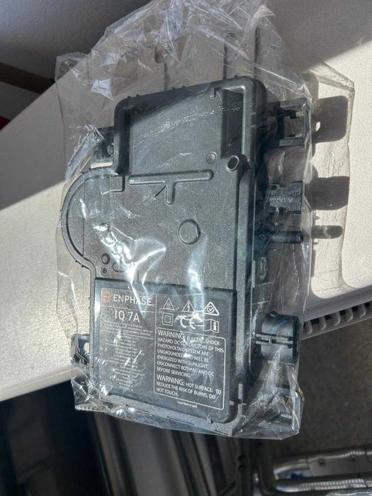 Inversor Enphase IQ7A