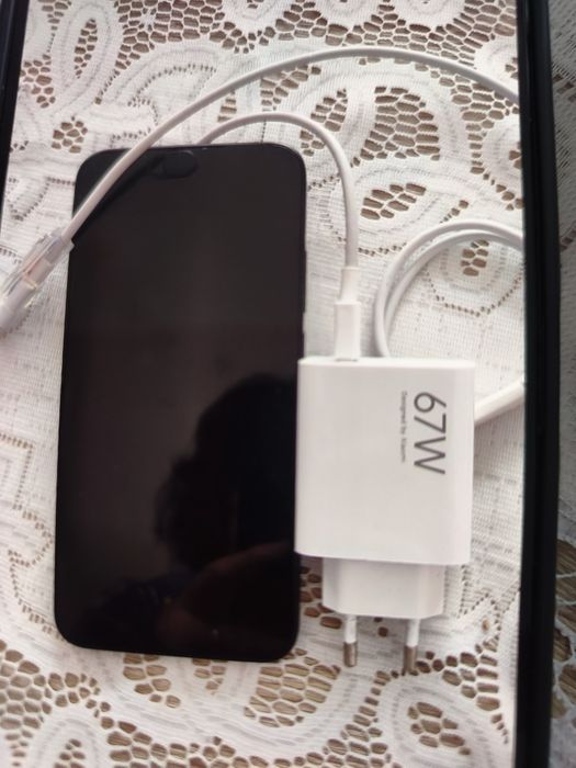 Telefon Xiaomi Redmi Note 15 z ładowarką Pro 5G na gwarancji.
