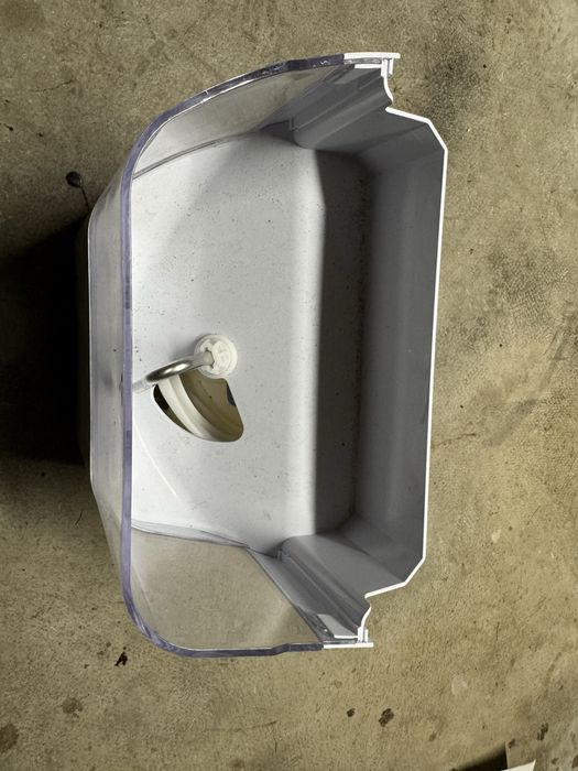 Kostkarka do lodówki Samsung