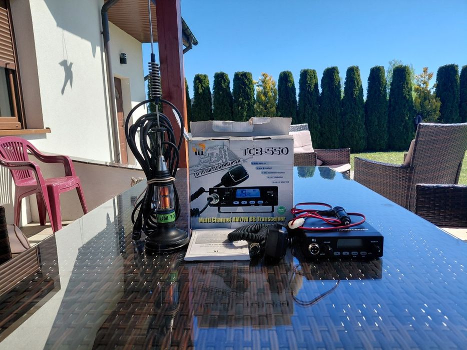 Sprzedam CB Radio TCB-550 komplet