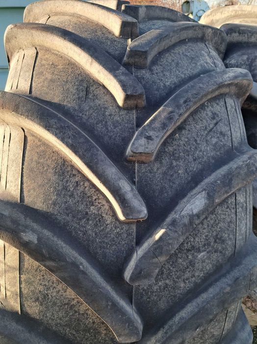 Opona 800-65R32 dneprischina