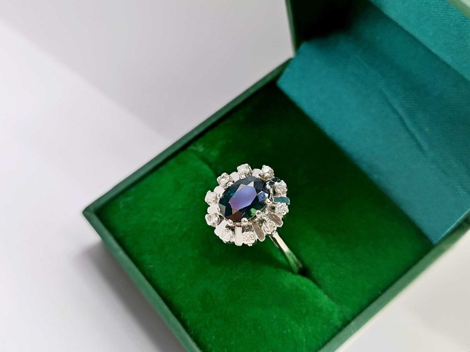Pierścionek z szafirem 1,80 ct