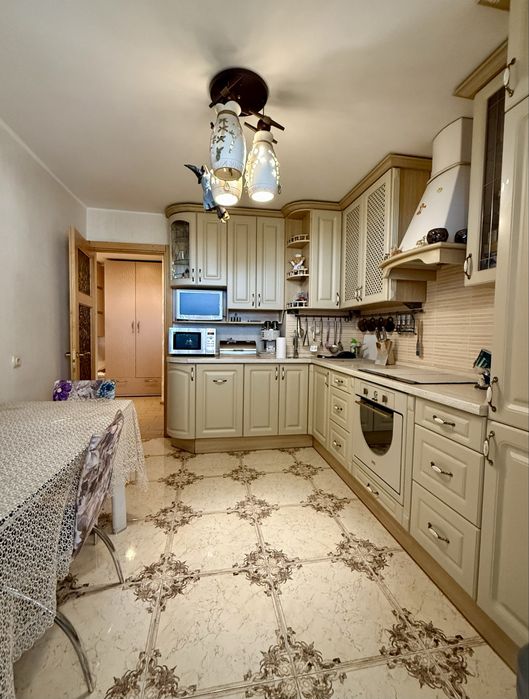 3 кімнатна квартира. Нагірна частина. 101 квт