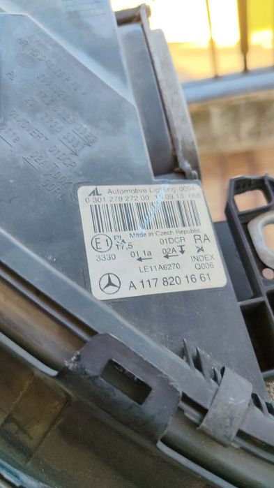 Vendo ótica bixenon original Mercedes lado passageiro em bom estado