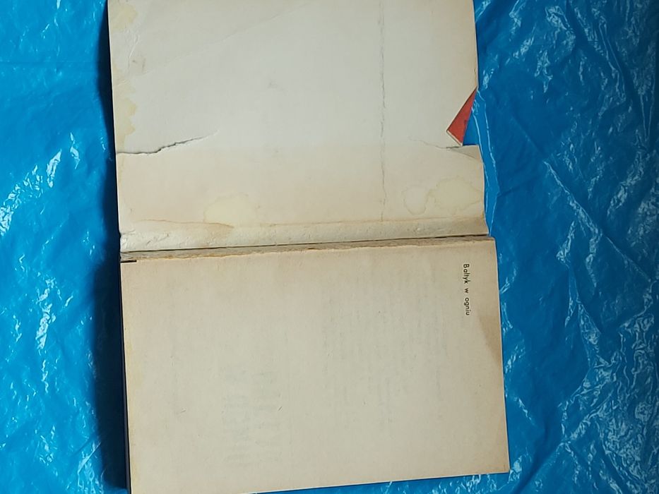 Książka BAŁTYK w Ogniu 1985rok