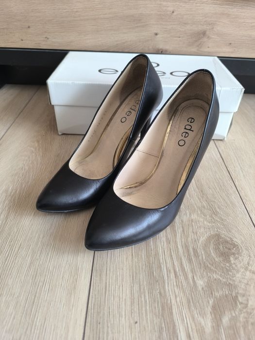 Czarne skórzane szpilki Edeo 37