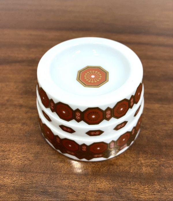 Saleiro de mesa.