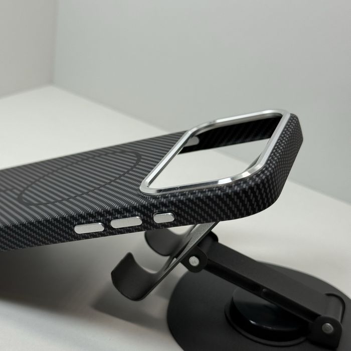 Чехол iphone 17 pro max чорный карбоновый магсейф. Чохол айфон 17 про
