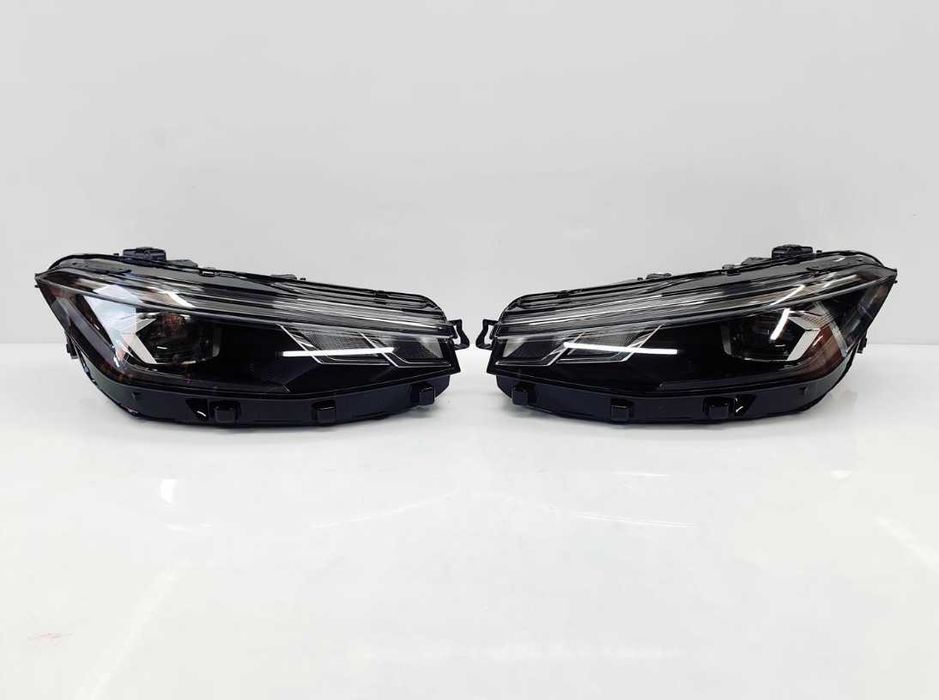 Фари передні Volkswagen Passat B9 Фара права або ліва EU USA разборка