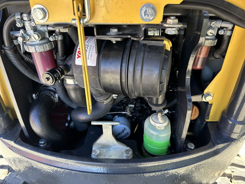 Mini-giratória YANMAR VIO 17