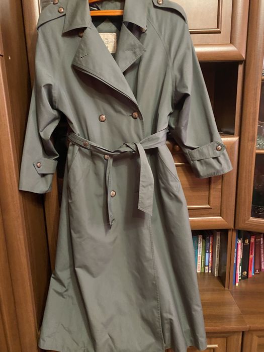 Женский шикарный плащ на подстежке