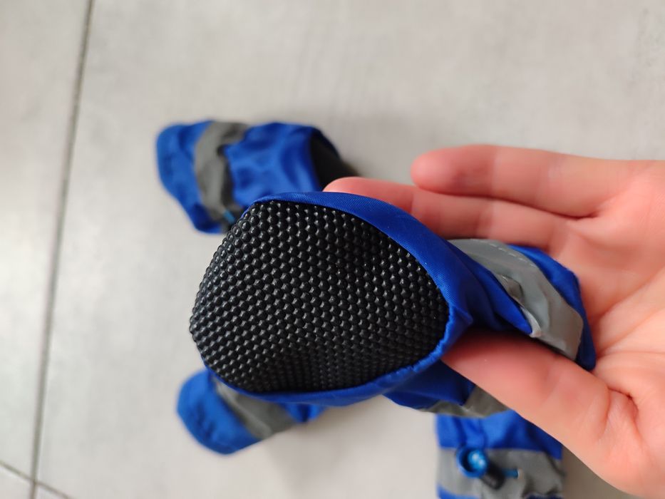 Одяг для собаки. Курточка, черевички