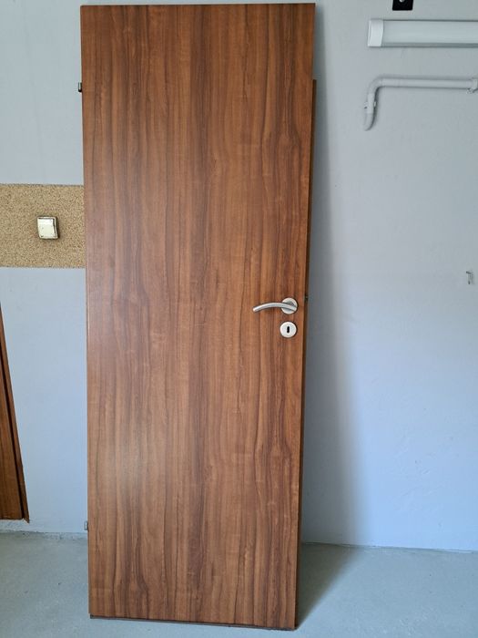 Drzwi budowlane 70 pełne