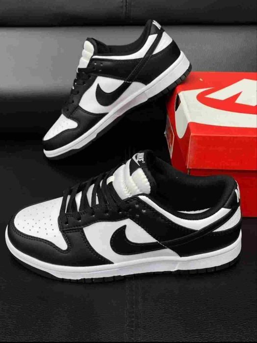 Nike Dunk Low Czarny R.43