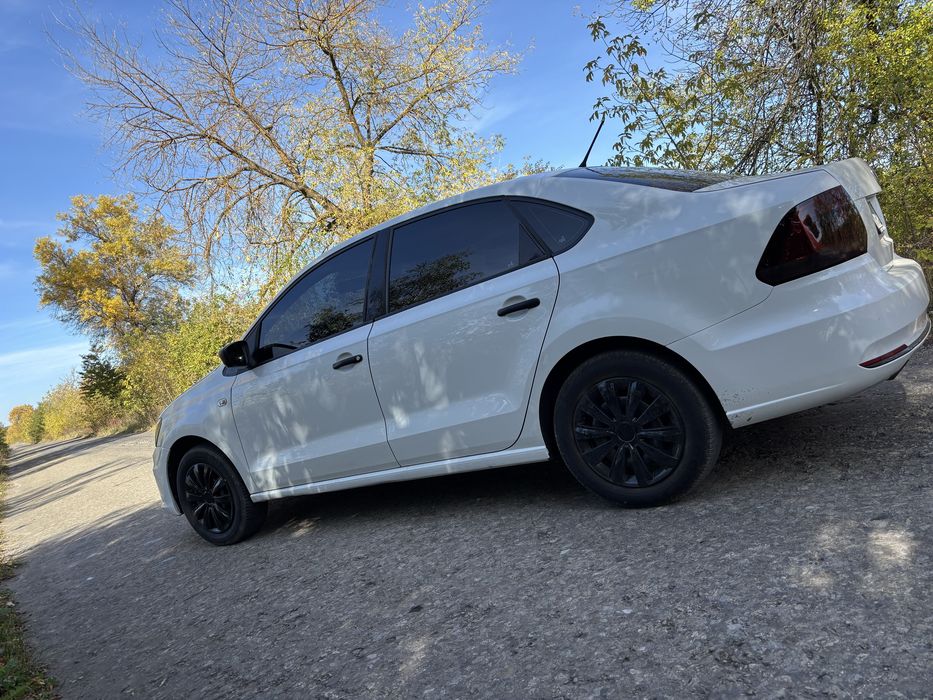 VOLKSWAGEN POLO 2019 VIN XW8ZZZ61ZLG012095 фото оголошення 7 з 8