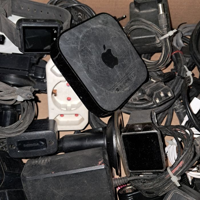 Mix kable ładowarki radio Apple Nokia..