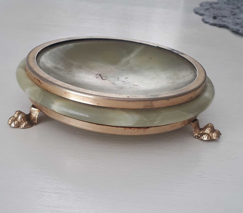 Mini PATERKA na lwich nóżkach z kamienia ONYKS