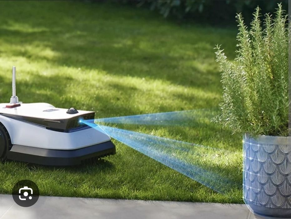 Робот-газонокосарка  ECOVACS  GOAT  G1  1600 ( 16 соток ).