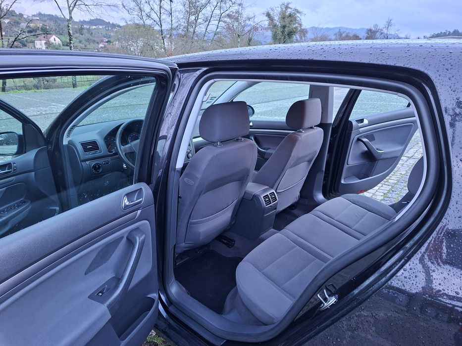 VW Golf V Hatchback (1K1) 1.6 FSI Gasolina 115 cv / 85 kW 2004