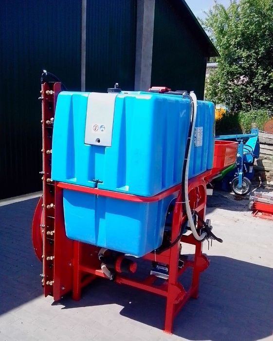 Опрыскиватель навесной садовый вентиляторный 200 - 800 л оприскувач