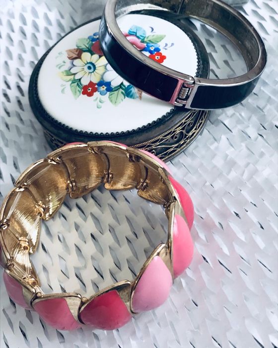 Вінтажні брошки стара Чехія