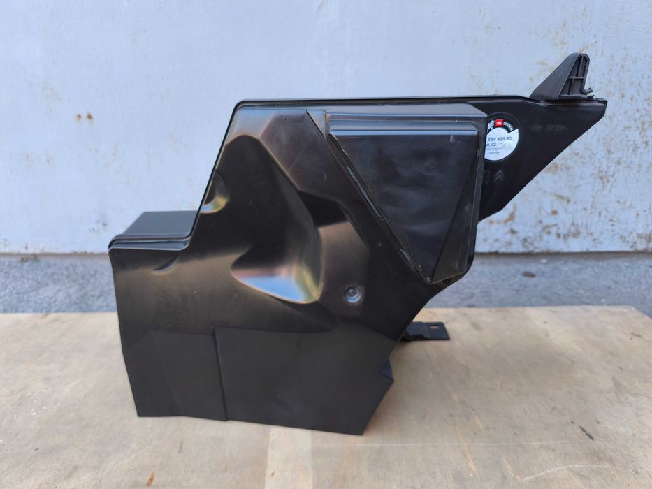 Підсилювач JBL та сабвуфер до Peugeot 508 SW