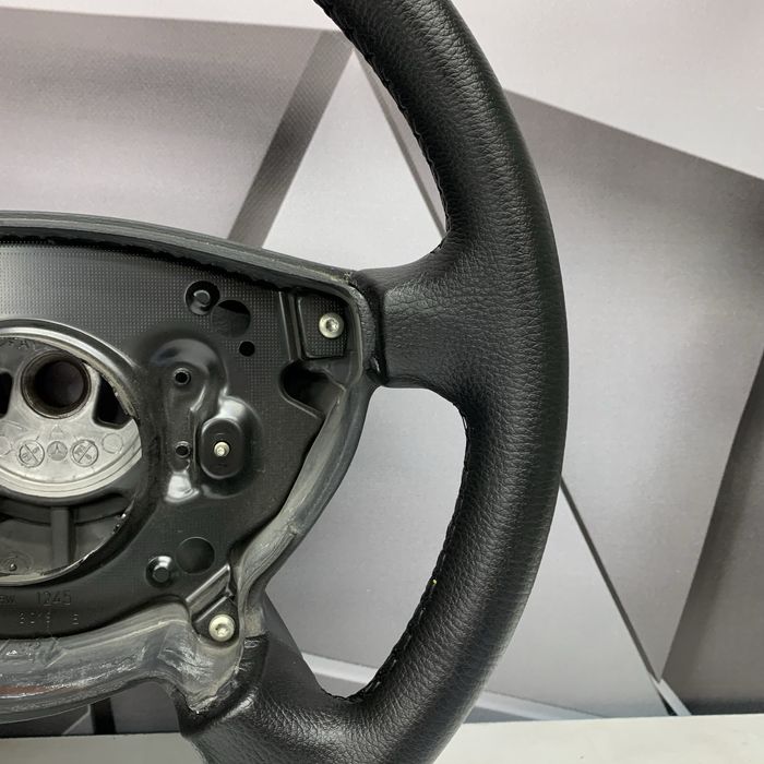Перетягнутий руль до w211 e-class дорестайл  на обмін