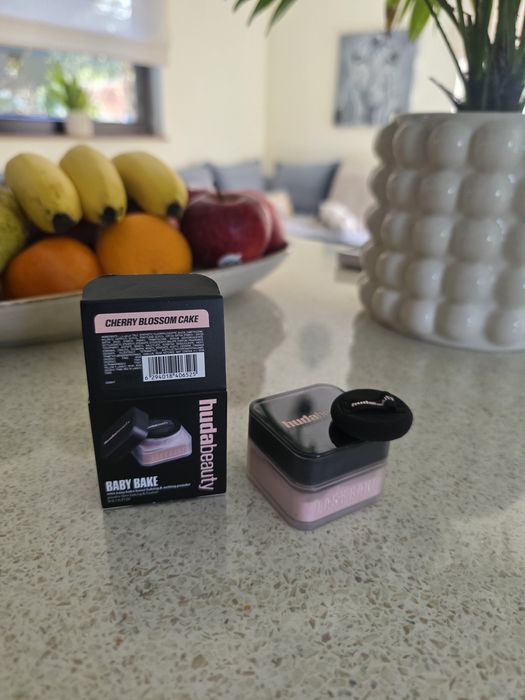 Puder HUDA Beauty Baby Bake