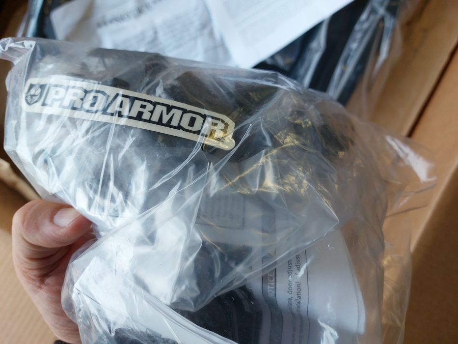 Nowe drzwi Proarmor Polaris RZR 900.