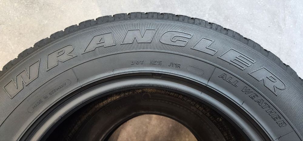 245.65.17 Goodyear Wrangler 2шт