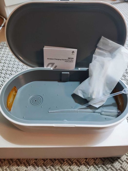 UV Sterilization Box with Wireless Charging64564056550659123