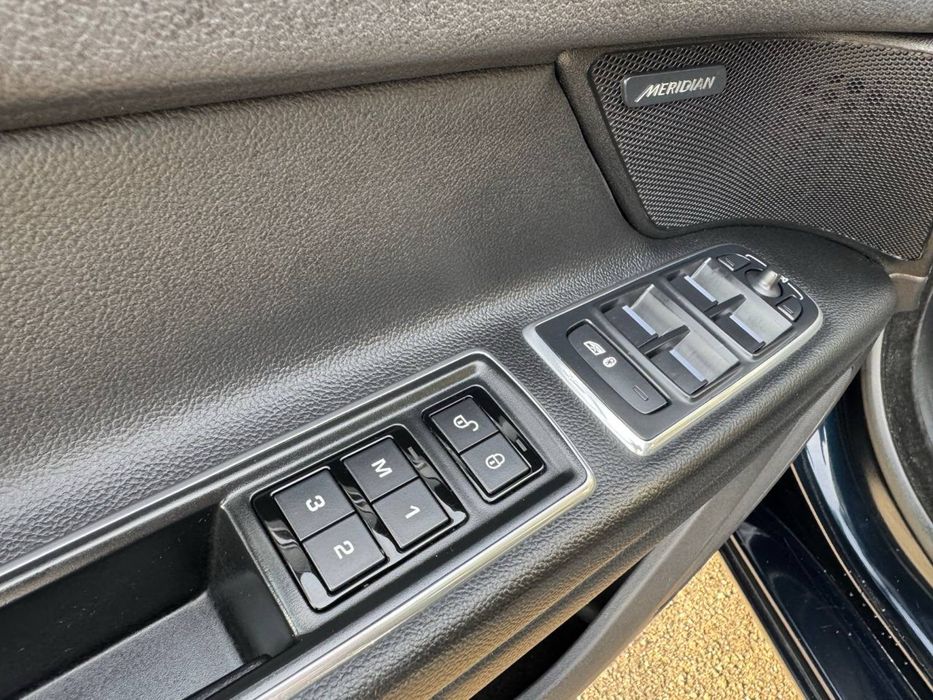 Jaguar XF-35t AWD Car Invest Ukraine Лізинг