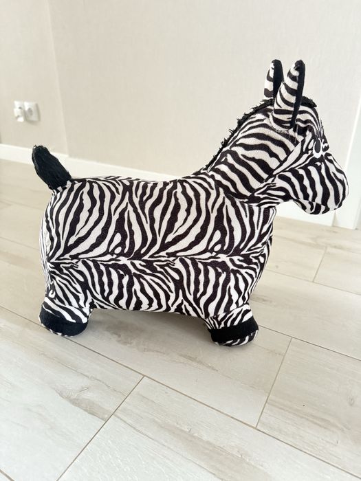 Коник стирунець в чохлі