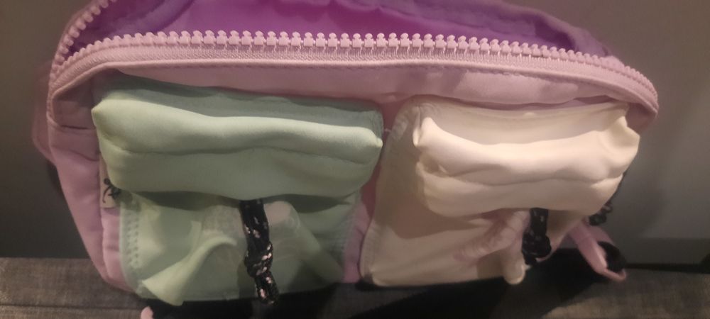 Saszetka nerka Reserved