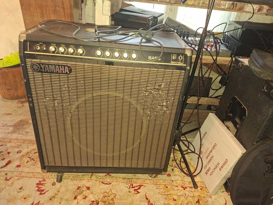 wzmacniacz basowy Yamaha, lata 70/80