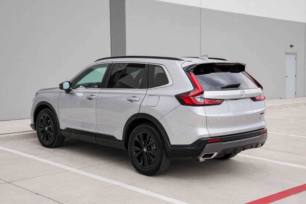 Honda CR-V Hybrid Sport Touring      2023