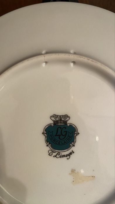 Pratos em porcelana da marca Limoges (par)64751228073219125