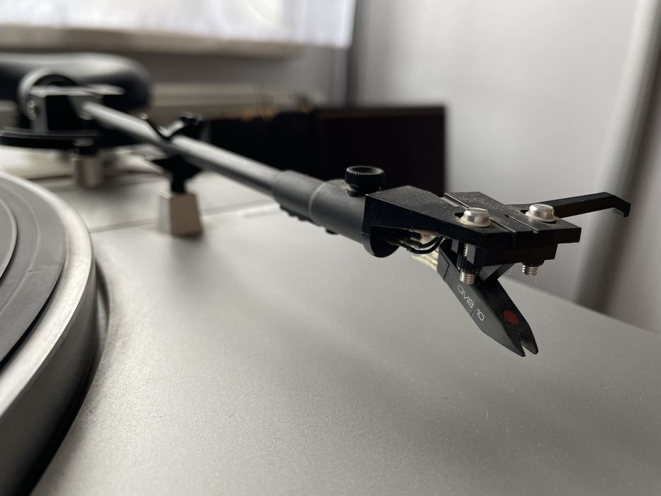 Gramofon  marki FISHER  MT- 35