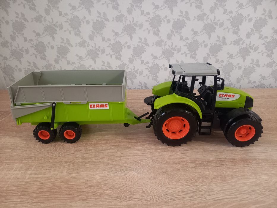 Трактор з причепом Claas від Dickie Toys