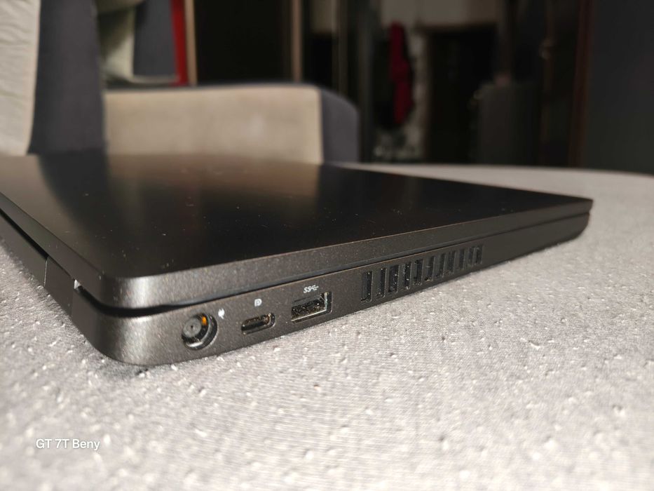 OKAZJA Dell Latitude 5500 i5 8gen 15'6FHD 8/256GB Win11 bat4h HDMI