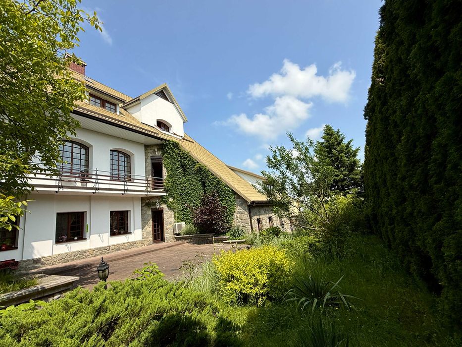 Продаж заміський будинок 450м2 15 сот.землі Брюховичі р-н рест. Байка