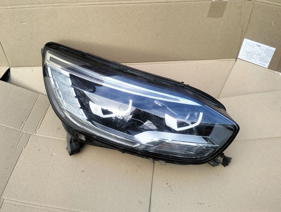 Renault scenic 4 lampa przód prawa  full  led poure vision