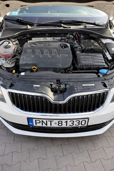 SPRZEDAM samochód osobowy