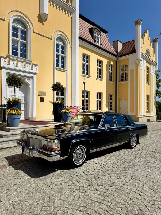 Auto do ślubu Cadillac retro klasyk