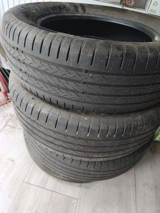 Opony letnie Continetal 17 215x60