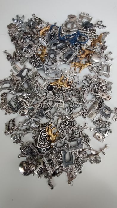 Charmsy metalowe zestaw mix rękodzieło